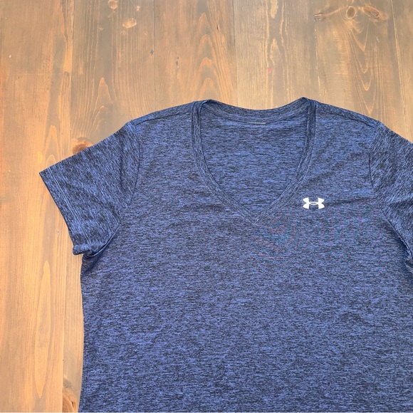 Under Armour women’s t-shirt - Picture 2 of 4